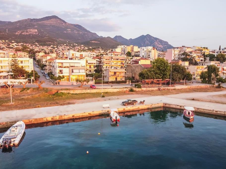 Phaos I Apartment Kyparissia Bagian luar foto