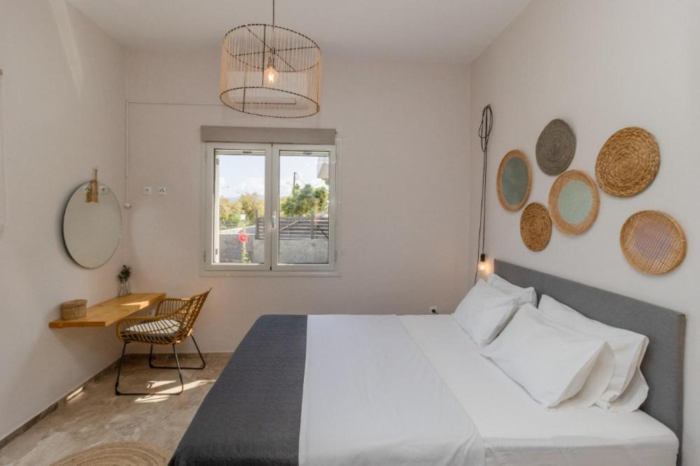 Phaos I Apartment Kyparissia Bagian luar foto